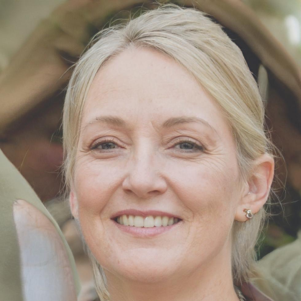 Portrait von Dr. Lena Waldmann